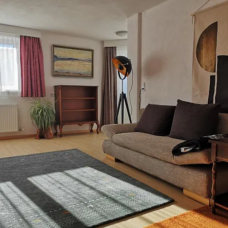 Tanzer Apartment *